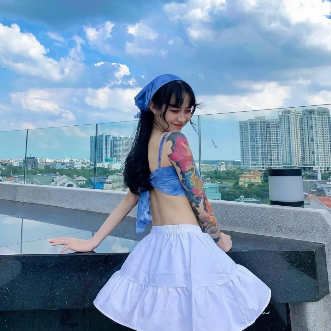古堡女魔君